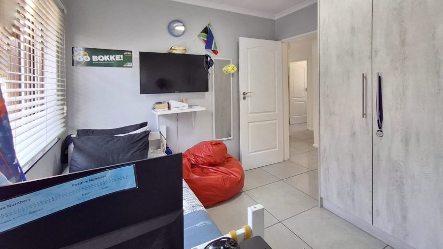 3 Bedroom Property for Sale in Parow Western Cape